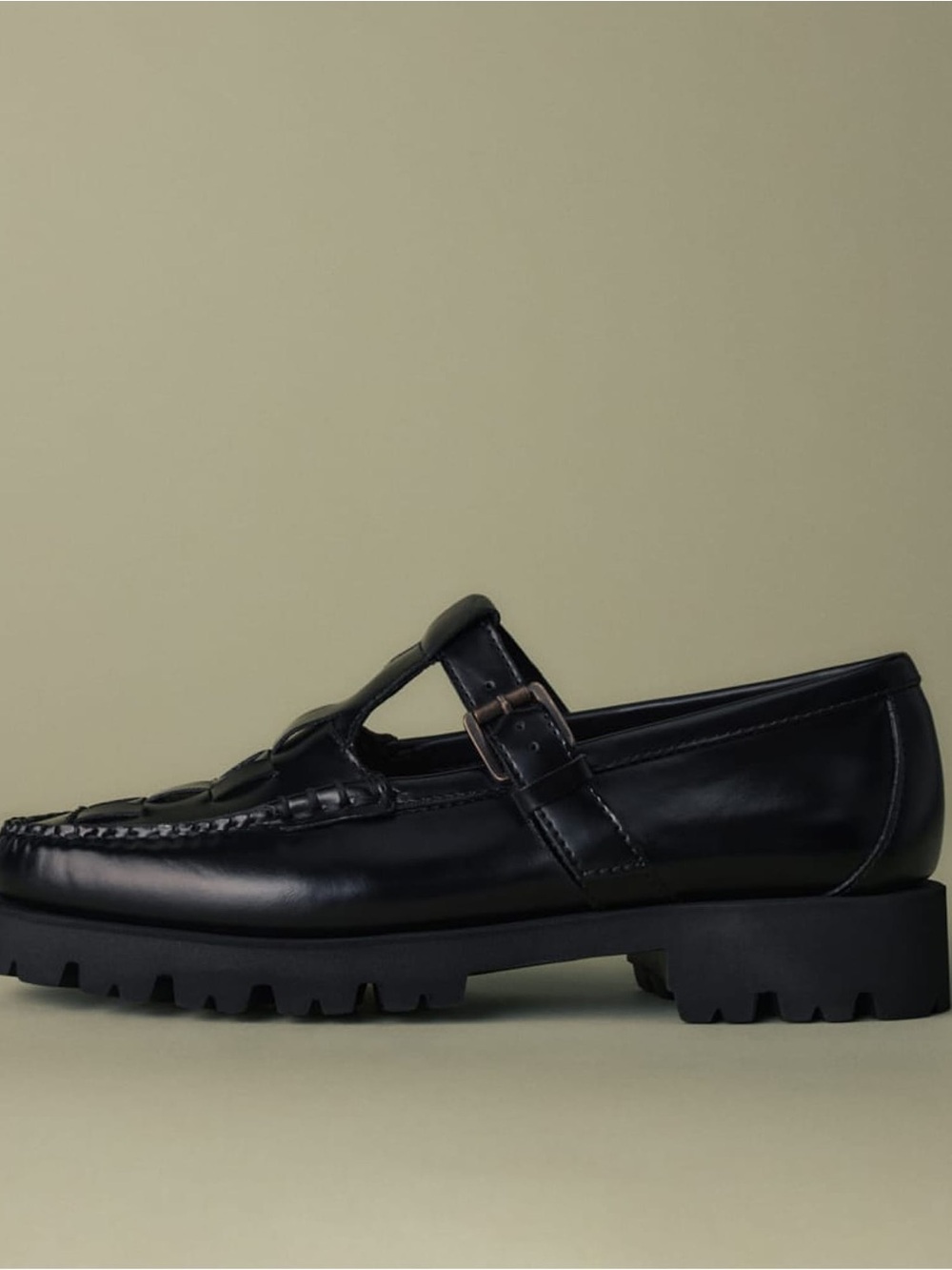 G.H. Bass & Co. Black Mary Jane Fisherman Super Lug Mary Jane Loafers - Picture 8 of 9
